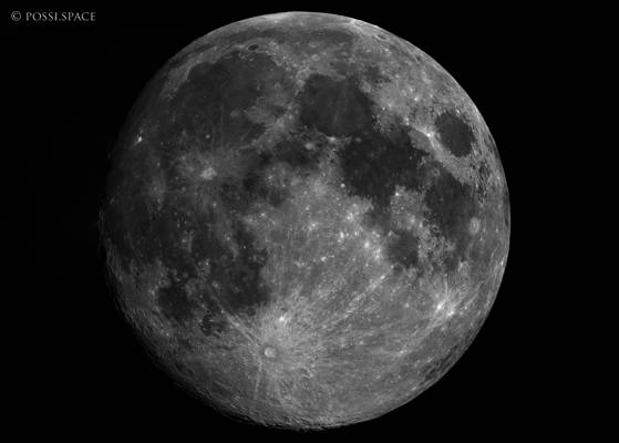 Click for full size 250112_moon_ultra_high_resolution_focus_stacking_-_cdk17_reduced_h-alpha.jpg