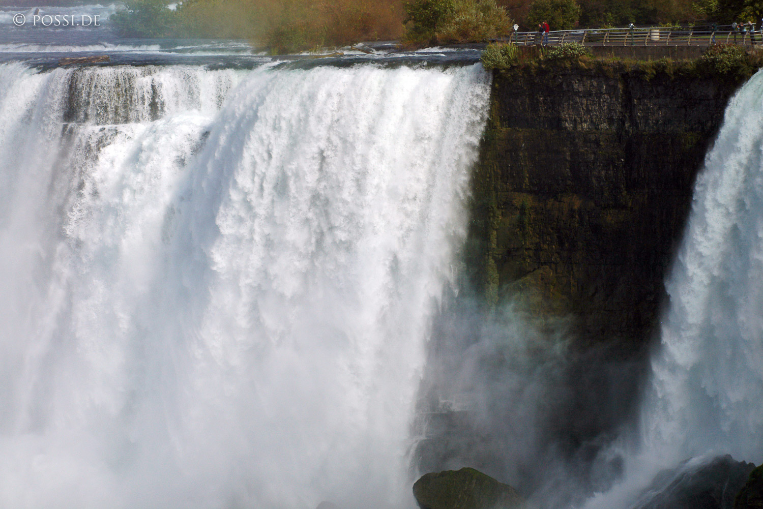 041004-0779.jpg