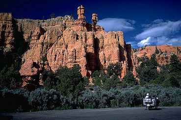 Zufahrt in den Bryce Canyon